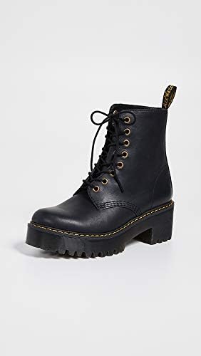 Revolutionary Style: Our Review of Dr. Martens Women’s Shriver Hi Fashion Boot插图3