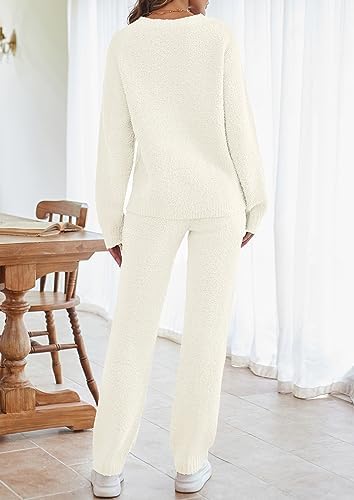 Snuggle Up in Style: MEROKEETY Womens Fuzzy Fleece Loungewear Review插图3